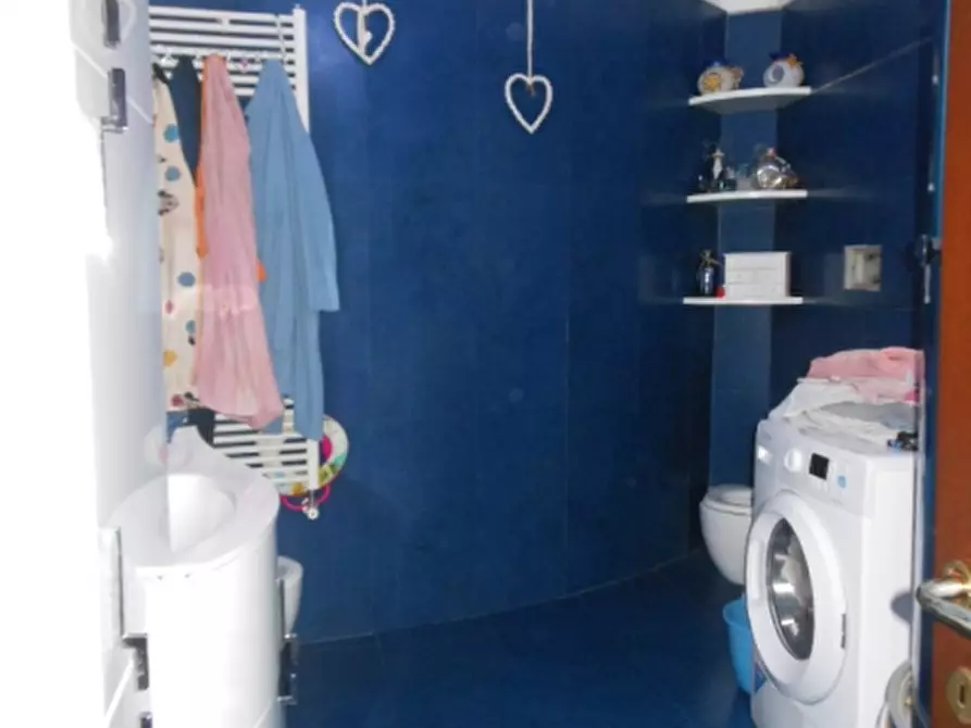 Immagine 5 di Appartamento in vendita  a Teano