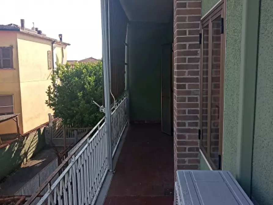 Immagine 14 di Porzione di casa in vendita  a Riardo