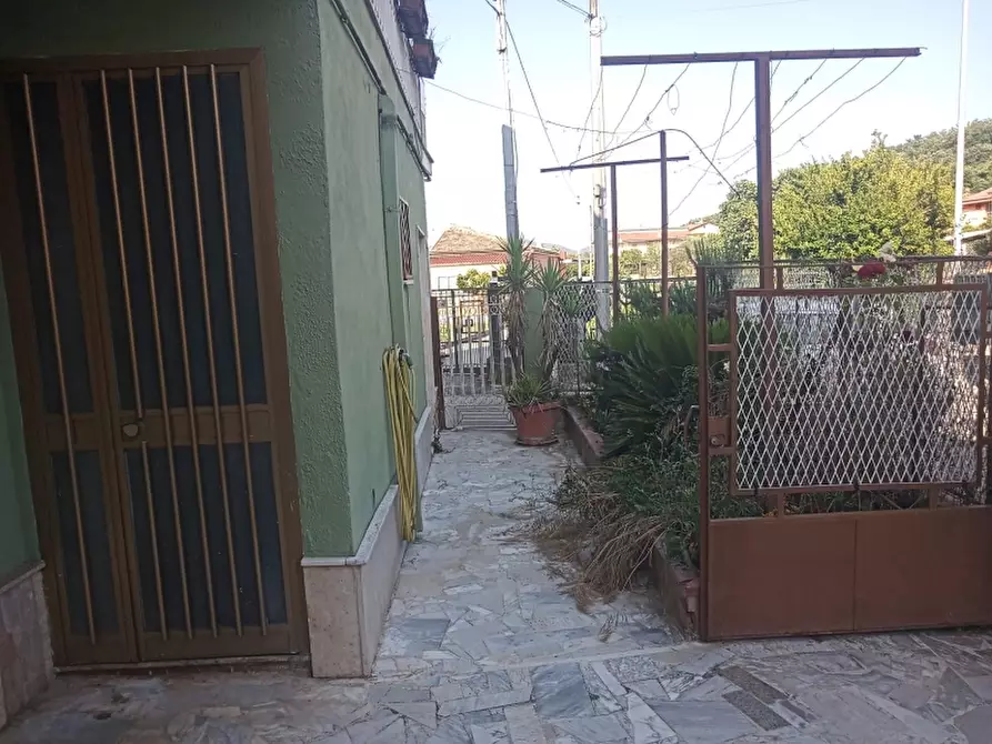 Immagine 3 di Porzione di casa in vendita  a Riardo