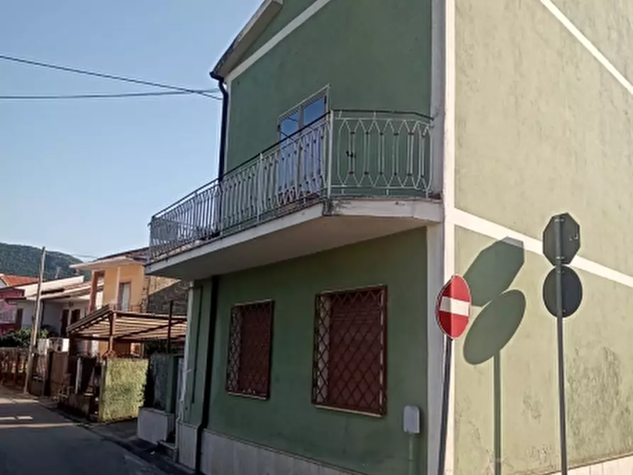 Immagine 28 di Porzione di casa in vendita  a Riardo