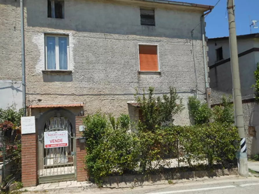 Immagine 1 di Porzione di casa in vendita  a Conca Della Campania