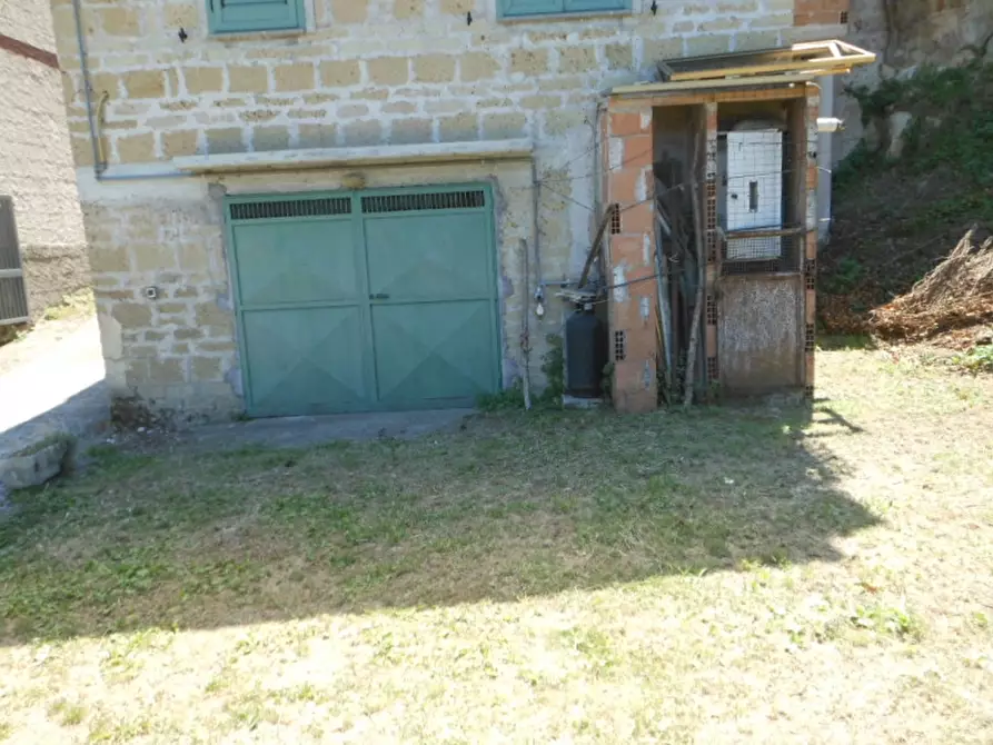 Immagine 2 di Porzione di casa in vendita  a Conca Della Campania