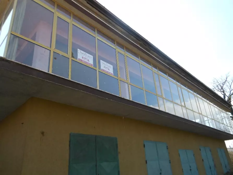 Immagine 2 di Ufficio in affitto  a Vairano Patenora