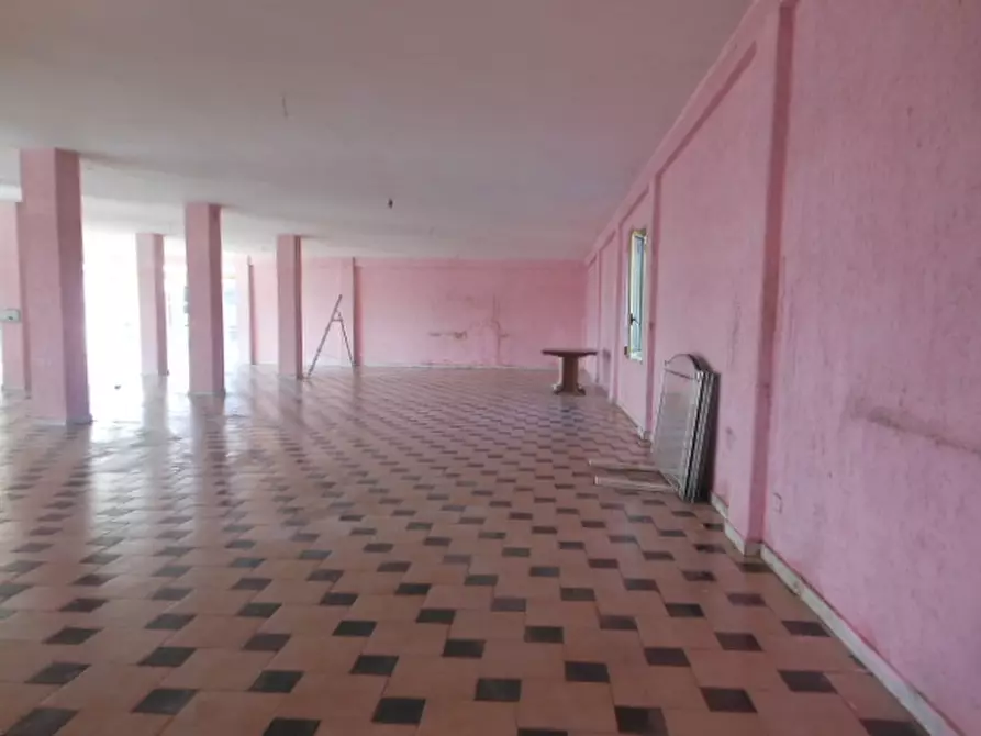 Immagine 6 di Ufficio in affitto  a Vairano Patenora