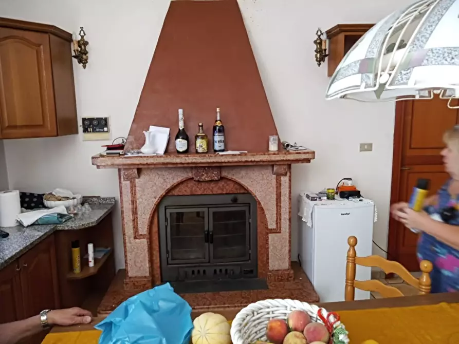 Immagine 2 di Porzione di casa in vendita  a Piedimonte Matese