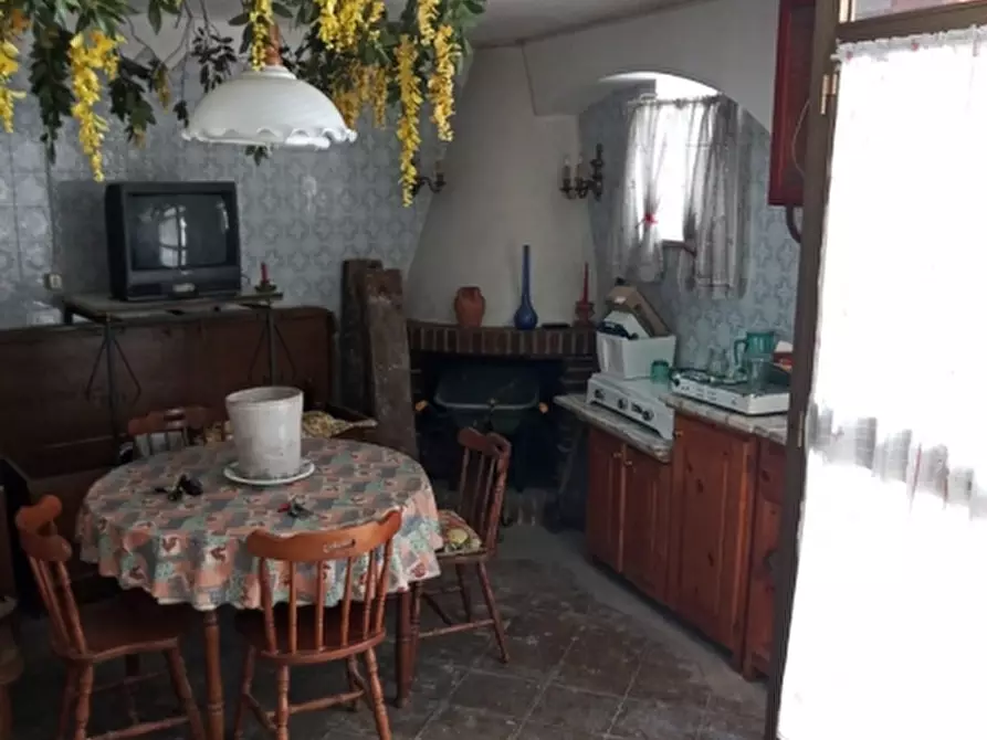 Immagine 13 di Porzione di casa in vendita  a Piedimonte Matese