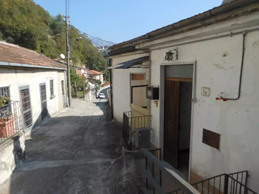 Immagine 15 di Appartamento in vendita  a Pratella