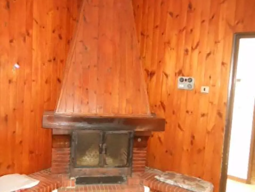 Immagine 10 di Appartamento in vendita  a Pratella