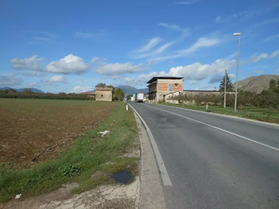 Immagine 7 di Terreno industriale in vendita  a Vairano Patenora