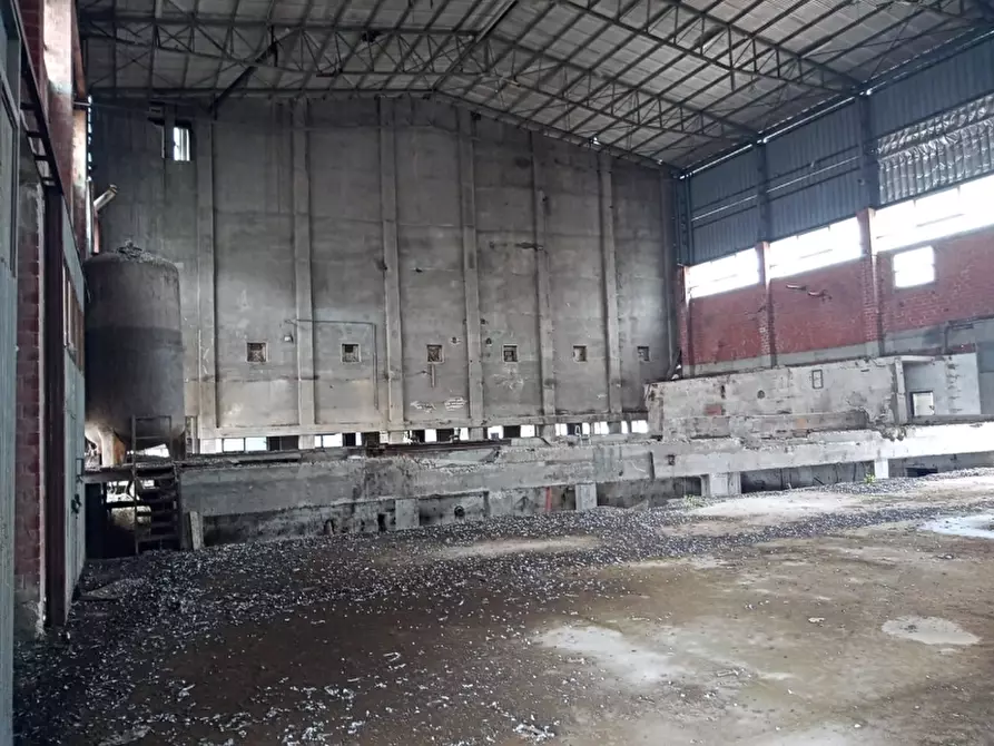 Immagine 3 di Capannone industriale in vendita  in VIA SANT'ANTONIO ABATE a Pietravairano