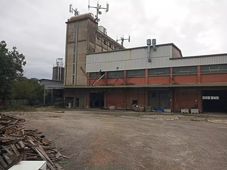 Immagine 17 di Capannone industriale in vendita  in VIA SANT'ANTONIO ABATE a Pietravairano