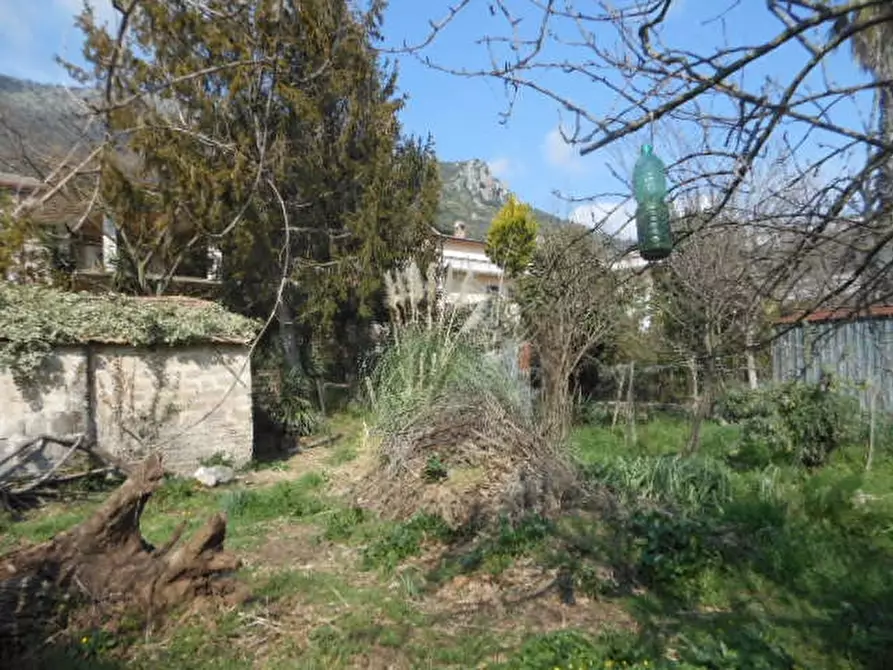 Immagine 2 di Porzione di casa in vendita  a Pietravairano