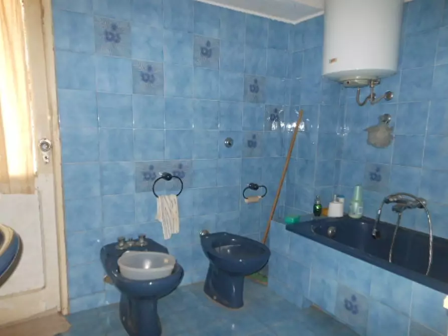 Immagine 18 di Porzione di casa in vendita  a Pietravairano