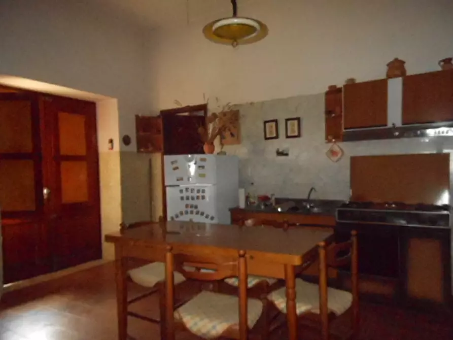 Immagine 23 di Porzione di casa in vendita  a Pietravairano