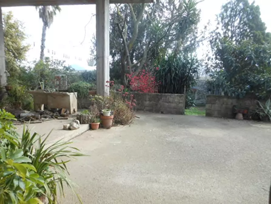 Immagine 25 di Porzione di casa in vendita  a Pietravairano