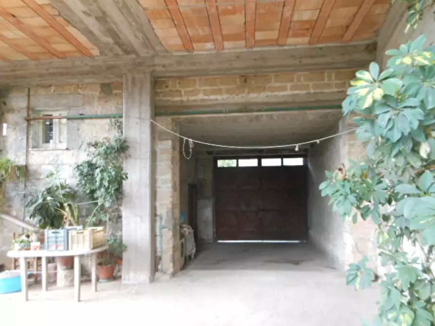 Immagine 29 di Porzione di casa in vendita  a Pietravairano