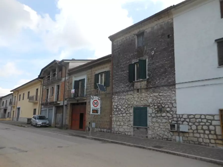 Immagine 32 di Porzione di casa in vendita  a Pietravairano