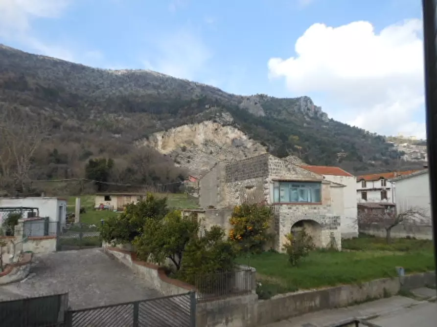 Immagine 8 di Porzione di casa in vendita  a Pietravairano