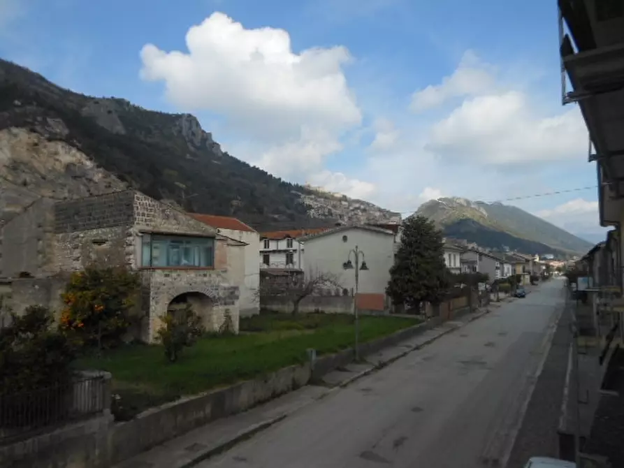 Immagine 9 di Porzione di casa in vendita  a Pietravairano