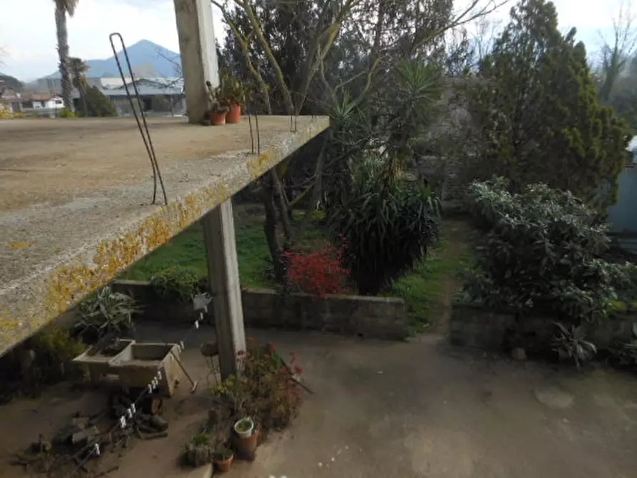 Immagine 10 di Porzione di casa in vendita  a Pietravairano