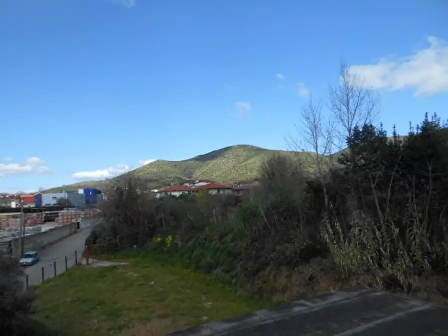 Immagine 18 di Locale commerciale in vendita  in VIA TAVERNA MELE a Calvi Risorta