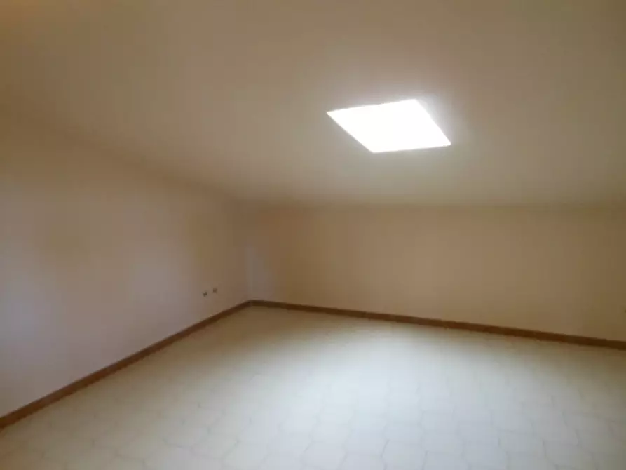 Immagine 9 di Appartamento in vendita  in VIA DEI QUARANTOTTO a Calvi Risorta