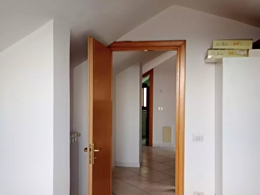 Immagine 16 di Mansarda in vendita  a Castello Del Matese