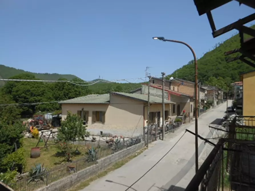 Immagine 17 di Terratetto in vendita  a Roccamonfina