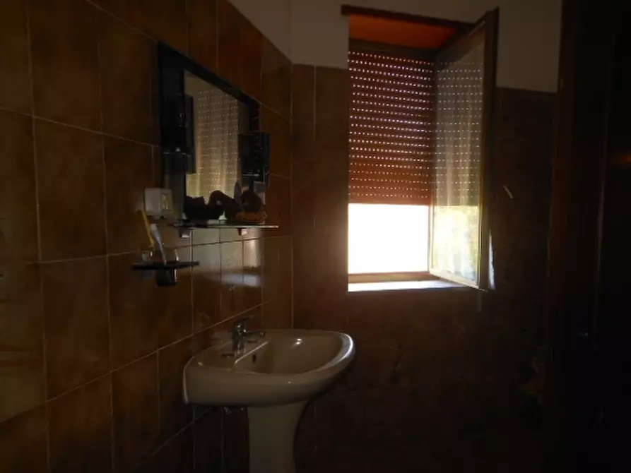 Immagine 17 di Appartamento in vendita  in VIA POZA a Caianello