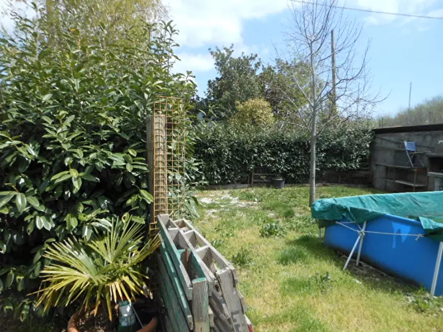 Immagine 6 di Villa in vendita  a Vairano Patenora