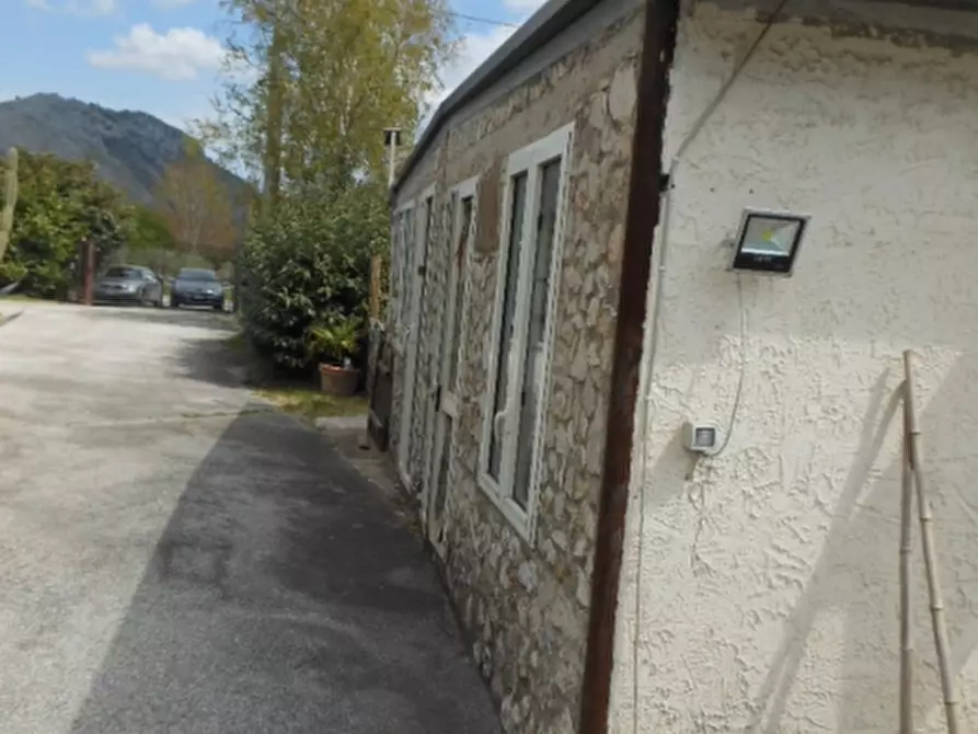 Immagine 7 di Villa in vendita  a Vairano Patenora