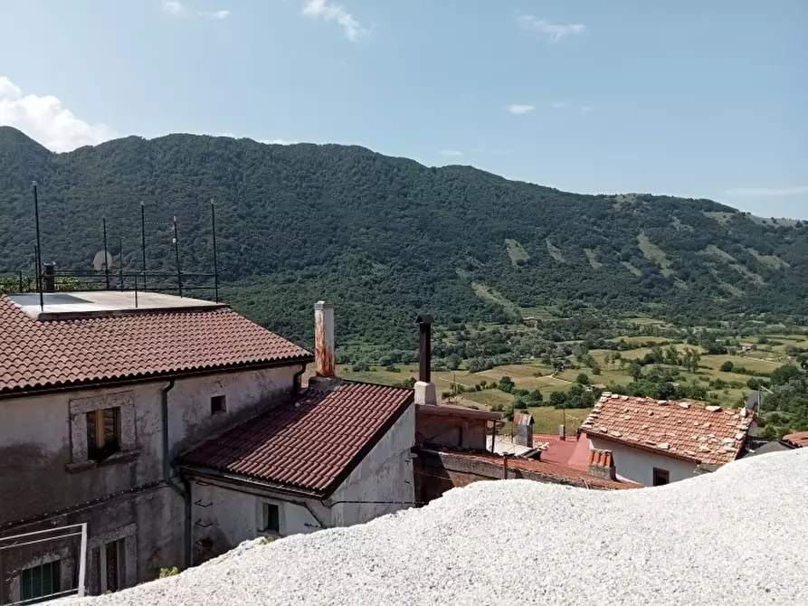 Immagine 7 di Terreno industriale in vendita  a Letino