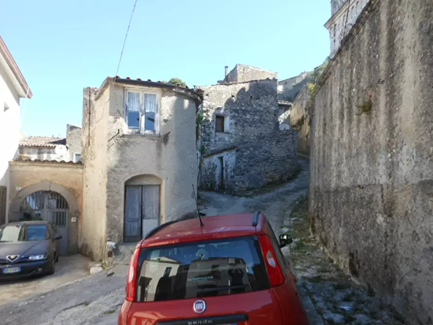 Immagine 8 di Appartamento in vendita  a Vairano Patenora