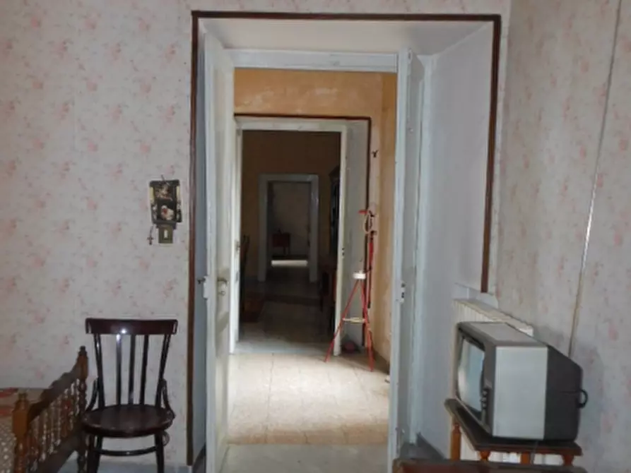 Immagine 8 di Appartamento in vendita  a Teano