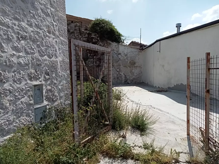 Immagine 10 di Terreno industriale in vendita  a Letino