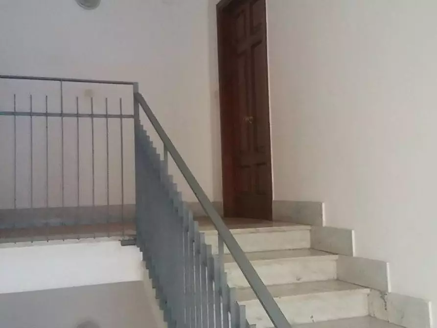 Immagine 12 di Appartamento in vendita  in Via Case Sparse Tora a Tora E Piccilli