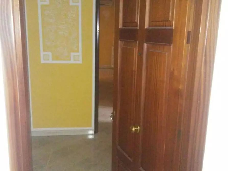 Immagine 4 di Appartamento in vendita  in Via Case Sparse Tora a Tora E Piccilli