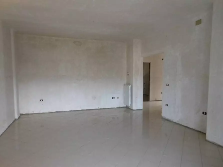 Immagine 4 di Appartamento in vendita  in Via Montano a Caianello