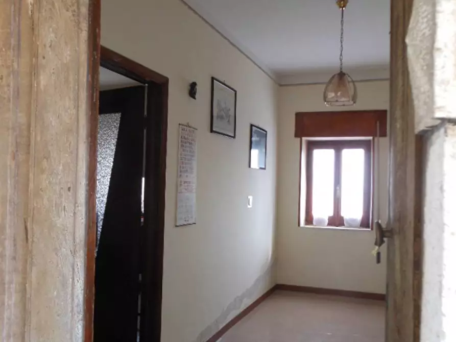 Immagine 8 di Casa indipendente in vendita  in Via Collegiata 10 a Pietravairano