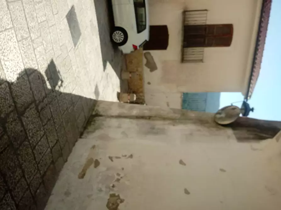 Immagine 5 di Negozio in vendita  in PIAZZA a Ailano