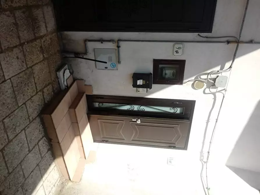 Immagine 9 di Negozio in vendita  in PIAZZA a Ailano