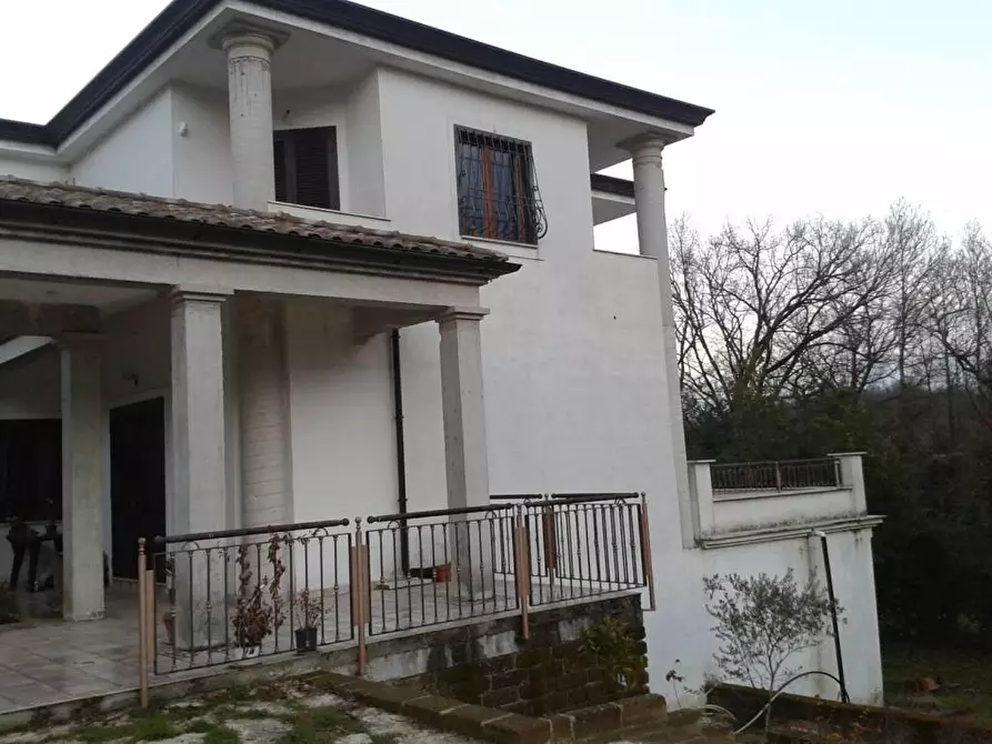 Immagine 11 di Villa in vendita  in Via Roma 83 a Marzano Appio