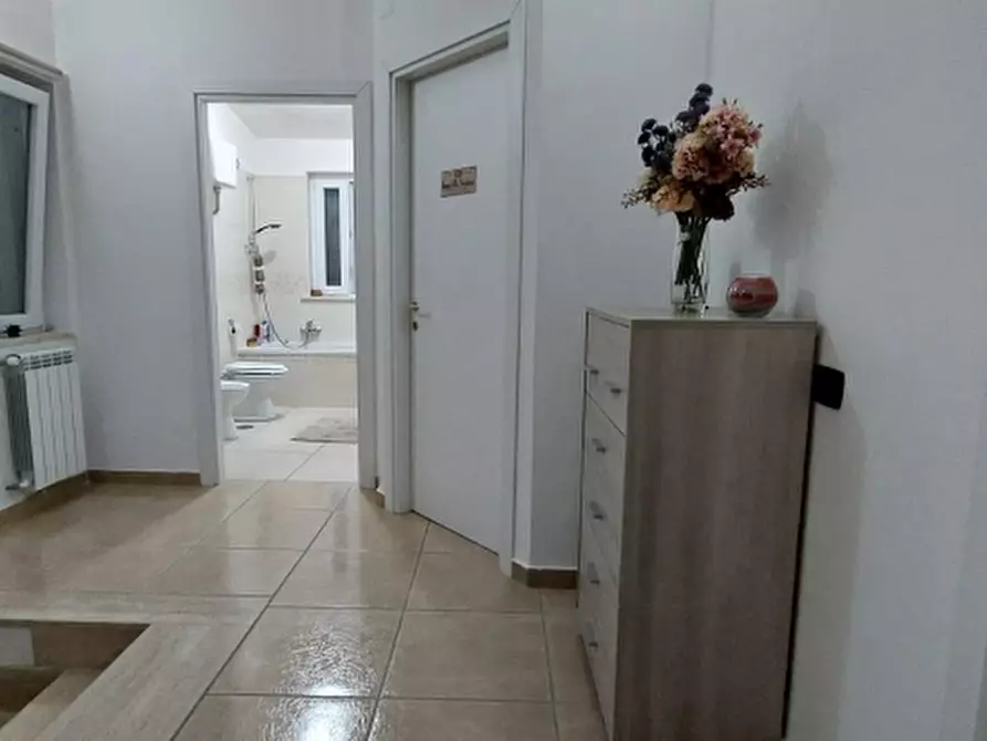 Immagine 12 di Villetta a schiera in vendita  a Vairano Patenora