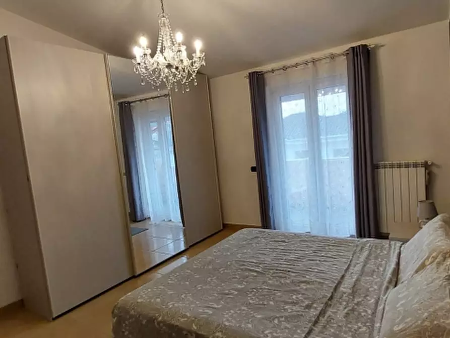 Immagine 15 di Villetta a schiera in vendita  a Vairano Patenora