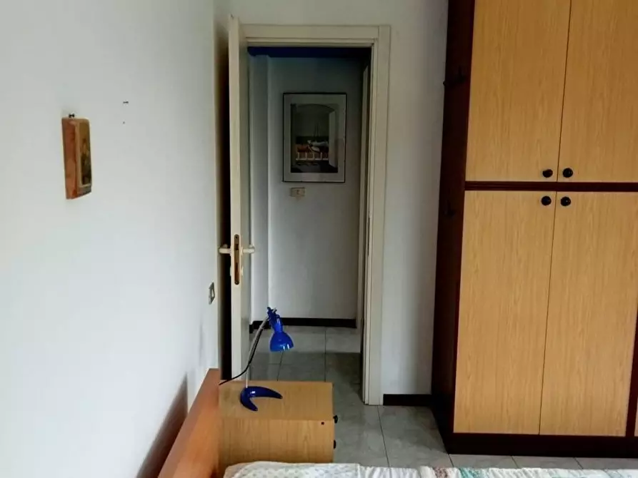 Immagine 14 di Appartamento in vendita  in Viii Marzo 10 a Carrodano