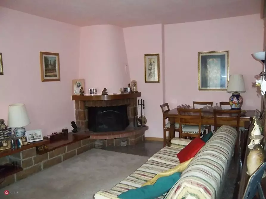 Immagine 16 di Casa bifamiliare in vendita  in Via Metti 6 a Podenzana