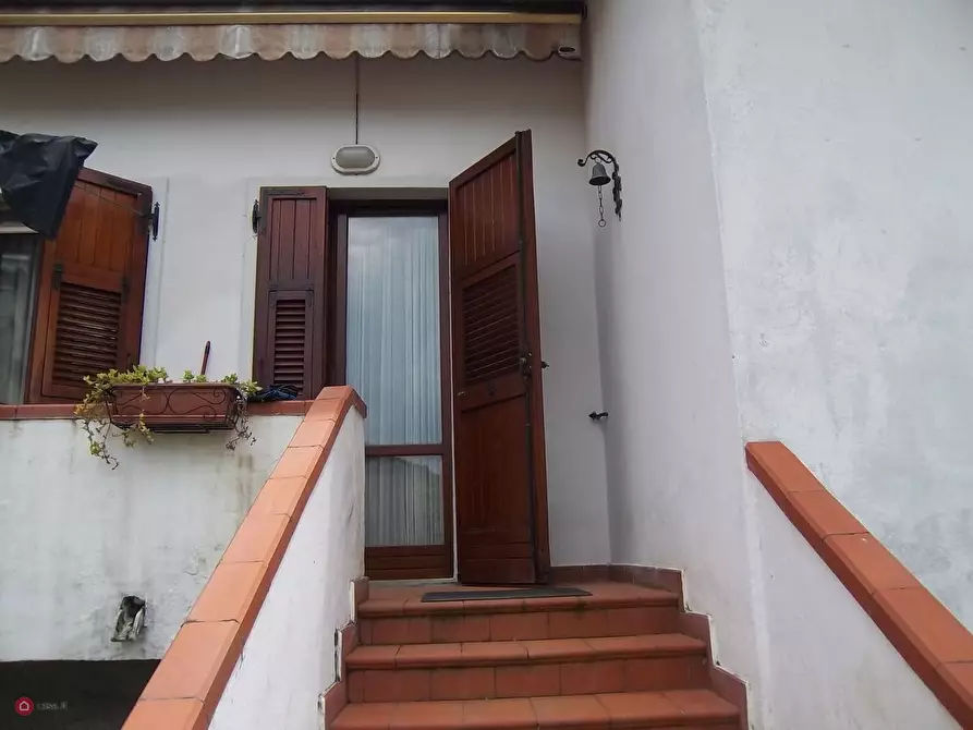 Immagine 3 di Casa bifamiliare in vendita  in Via Metti 6 a Podenzana