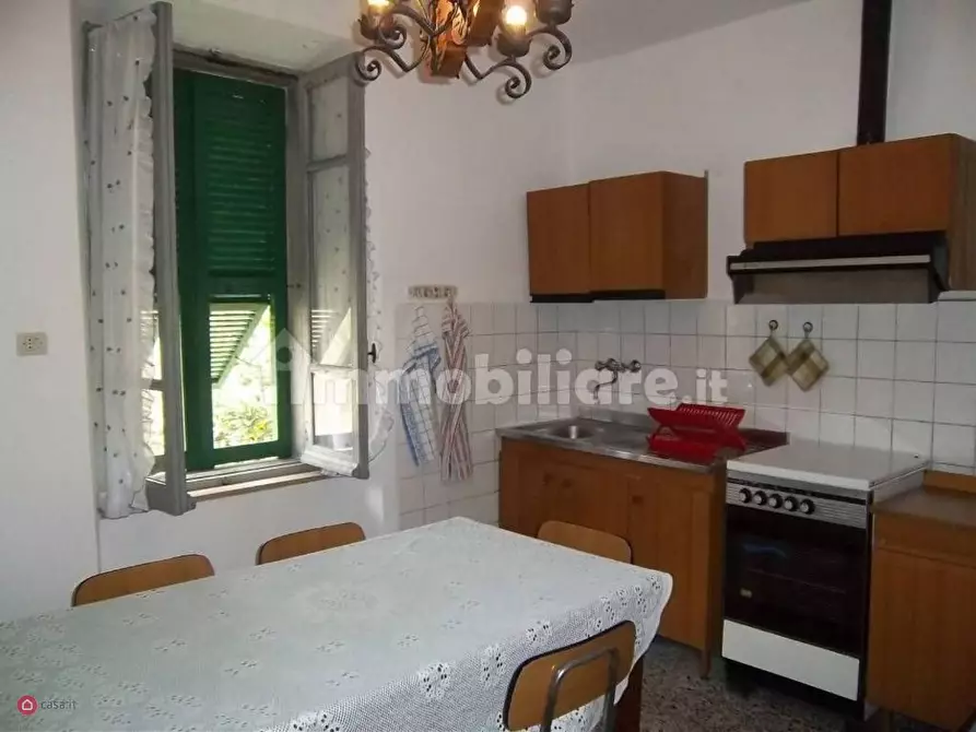 Immagine 14 di Appartamento in vendita  in Via Aia del Goggio a Villafranca In Lunigiana