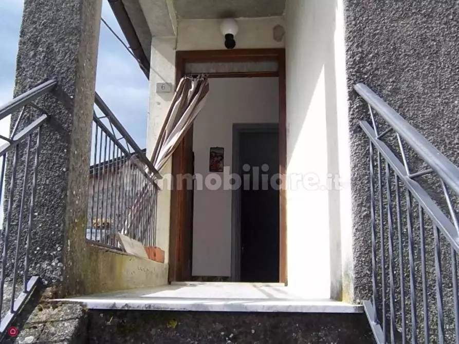 Immagine 16 di Appartamento in vendita  in Via Aia del Goggio a Villafranca In Lunigiana