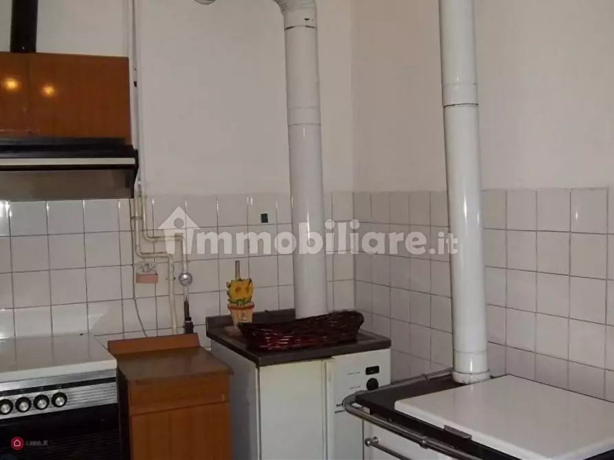 Immagine 18 di Appartamento in vendita  in Via Aia del Goggio a Villafranca In Lunigiana